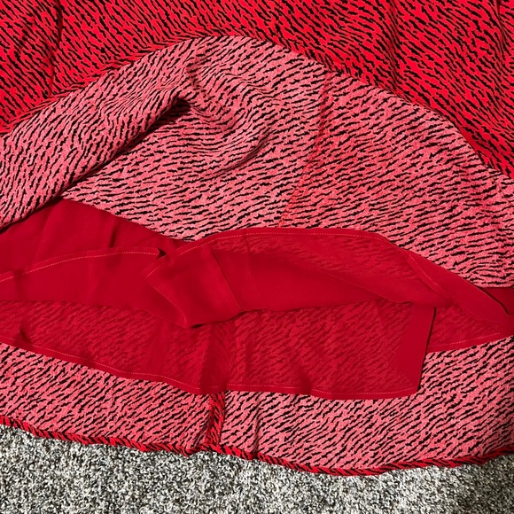 Banana Republic Keyhole Puff Sleeve Dress: new w/ tags; Size 10, Flattering fit - Picture 7 of 16